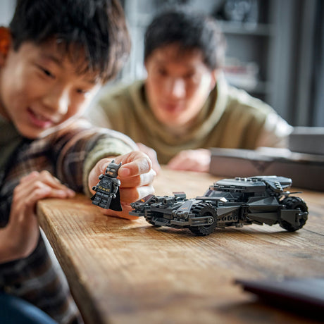 Lego superhéroes 76331 batman v superman batimóvil