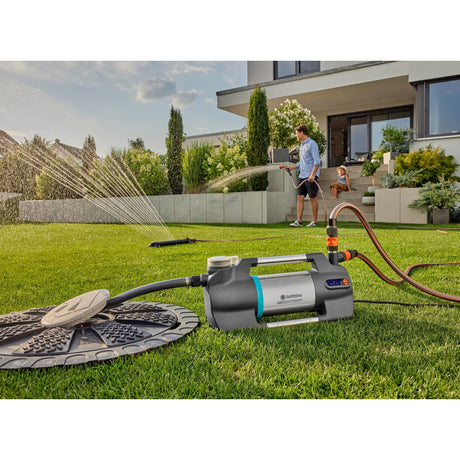 Bomba de riego Gardena 6500 silentcomfort (acero inoxidable gris oscuro, 1300 vatios | Bluetooth)