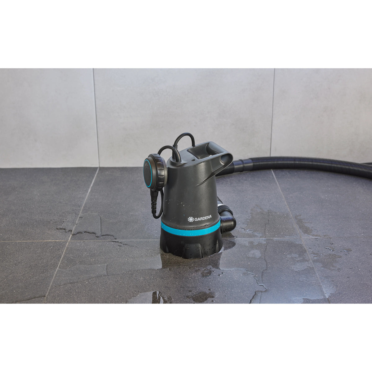 Productos Gardena bomba sumergible 20000 basic