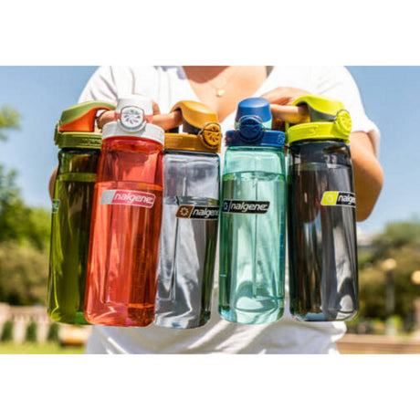 Botella con cierre superior on-the-fly Nalgene, vasos de 700 ml (grijs beige)