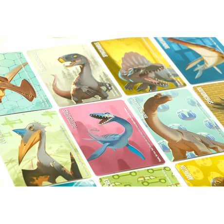 999games 999 games similo: juego de cartas jurassic world (holandés, 2 - 8 jugadores, 10 minutos, a partir de 7 años)
