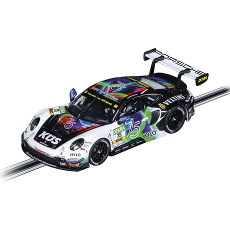 Carrera digital 132 - carrera por la pista de carreras de oro