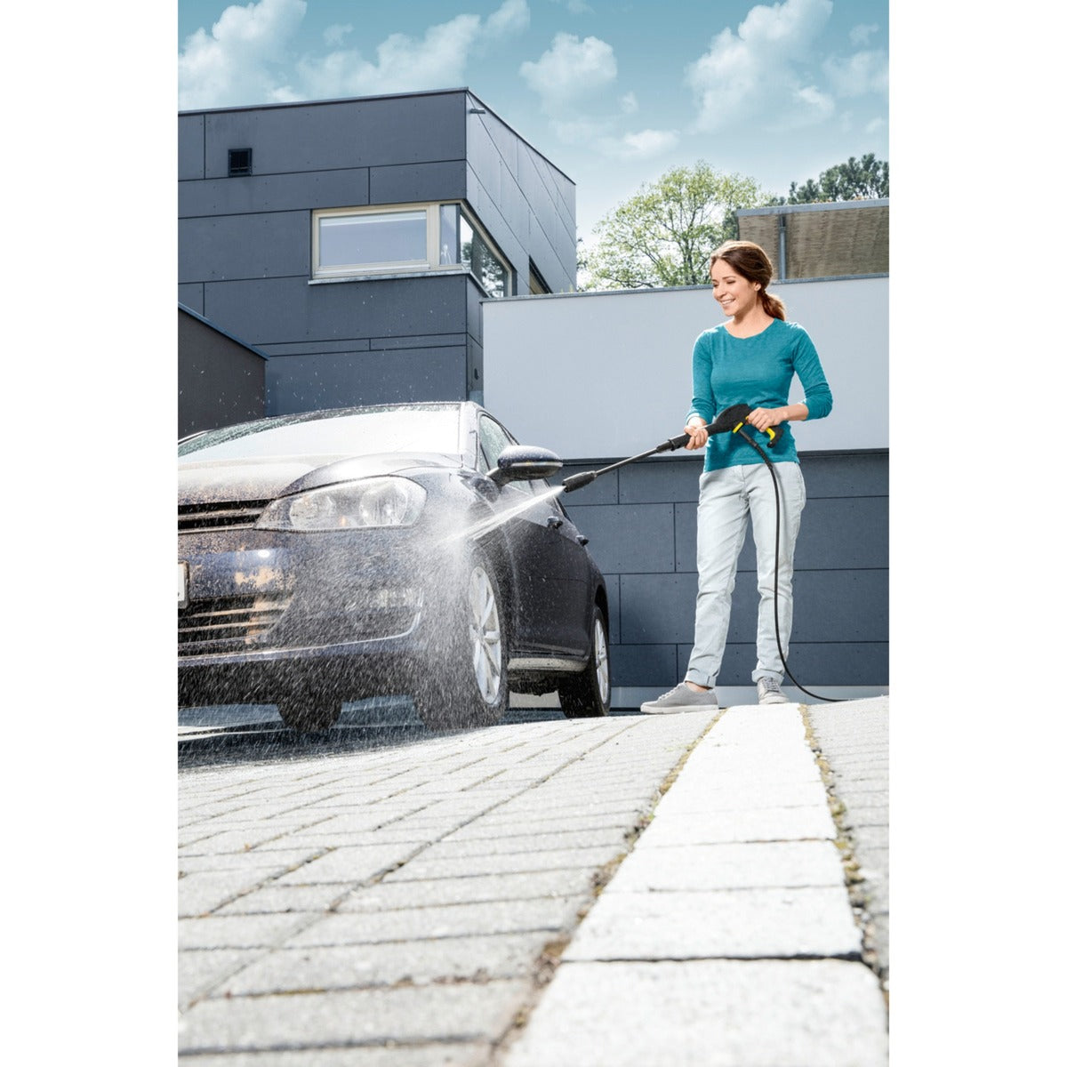 Limpiadora de alta presión Kärcher k2 power control - 110 bar - 360 l h - 20 m² h - soporte de aplicación - adecuada para, entre otros. coches pequeños - bicicletas - muebles de jardín - sillas de jardín