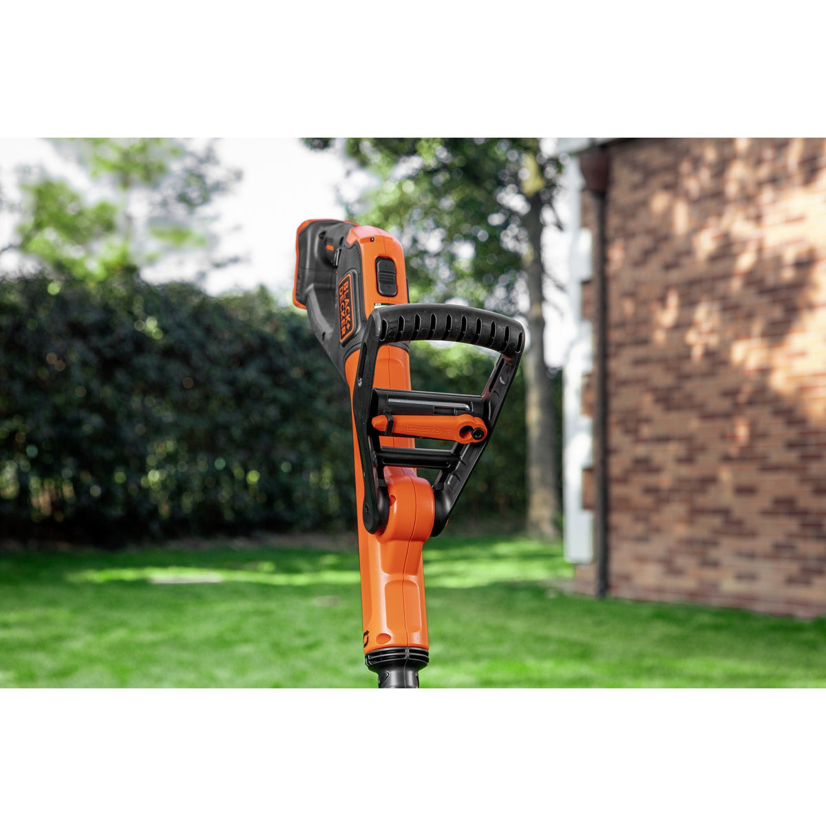 Cable cortacésped black+decker 18v 2.0ah 28cm afs - bcst918d1-qw