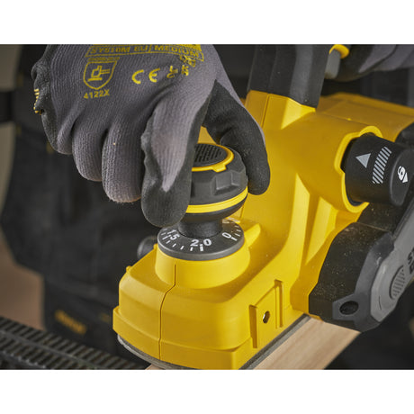 Cepilladora eléctrica sin escobillas Stanley fatmax v20 18v (negro amarillo, batería y cargador no incluidos)