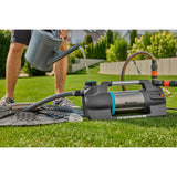 Bomba de riego Gardena 6500 silentcomfort (acero inoxidable gris oscuro, 1300 vatios | Bluetooth)