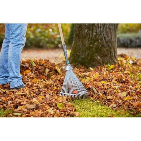 Rastrillo de hojas regulable gardena pureline fsc 100% (17307-20)