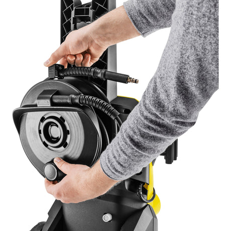 Limpiadora de alta presión Kärcher k 4 wcm premium (amarillo negro, con limpiador de suciedad y enrollador de manguera)