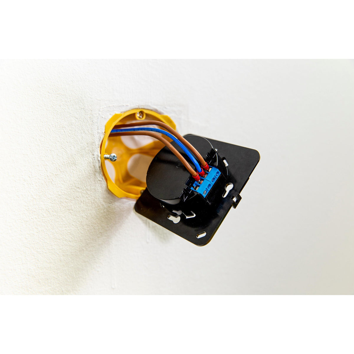 Panel de control negro con pantalla de pared Shelly (negro)