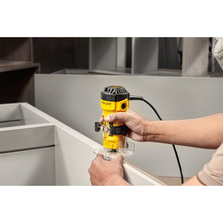 Fresadora de cantos Stanley 550w (amarillo negro)