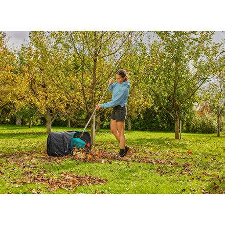 Bolsa para residuos de jardín desplegable rectangular Gardena, talla m (negro turquesa, hasta 130 litros)
