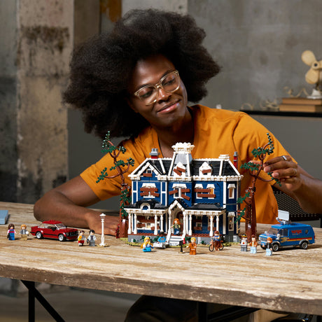Lego Icons Stranger Things: el kit de construcción de la casa familiar Creel para adultos - 11370