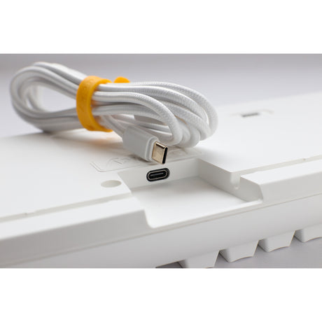 Teclado mecánico Ducky one 3 classic pure white rgb (blanco, diseño estadounidense (qwerty), cherry mx speed silver, 100%, led rgb, pbt de doble disparo, intercambiable en caliente, mecánica quack)