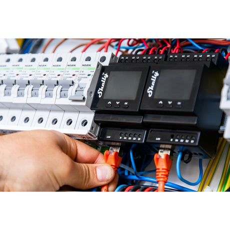 Shelly pro 4pm relevo (4 canales, WiFi, LAN, Bluetooth)