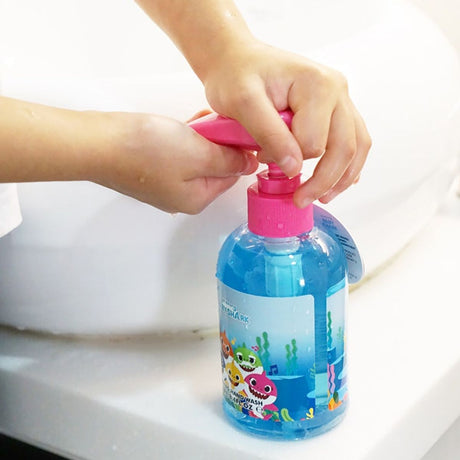 Jabón de manos cantando tiburón bebé 250ml