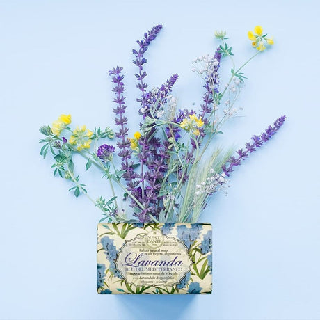 Jabón Nesti dante lavanda blu del mediterraneo 150gr.