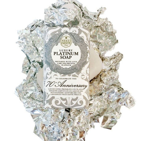 Jabón Nesti dante lujo platino 250gr.